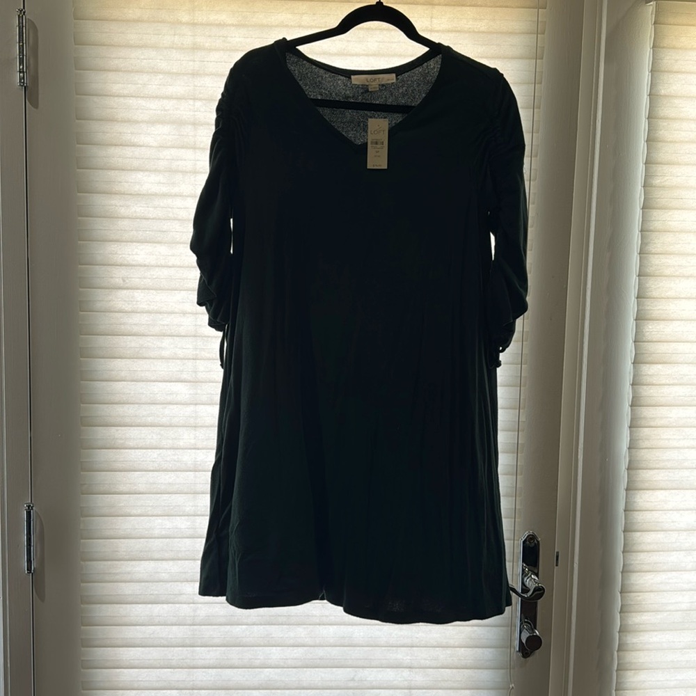 Loft dress. Dark green